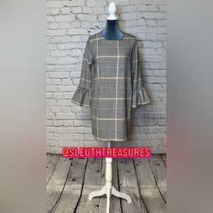 Zara Trafaluc Dress Woman’s Size M Black White Houndstooth 3/4 Sleeve Ruffle